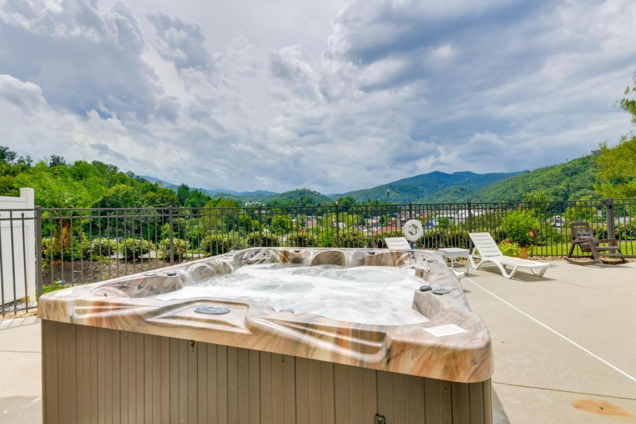 Dtwn Gatlinburg Studio Pool Access! Exterior photo